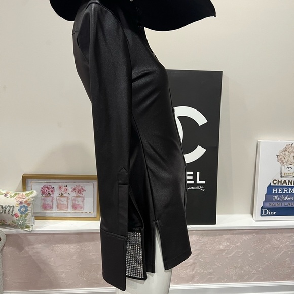 ALEXANDER WANG  crystal-embellished split-cuff shirt 1CC1221550-00. - Picture 4 of 16